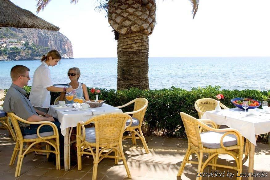 فندق Caballito Al Mar (Adults Only) كانياميل المطعم الصورة